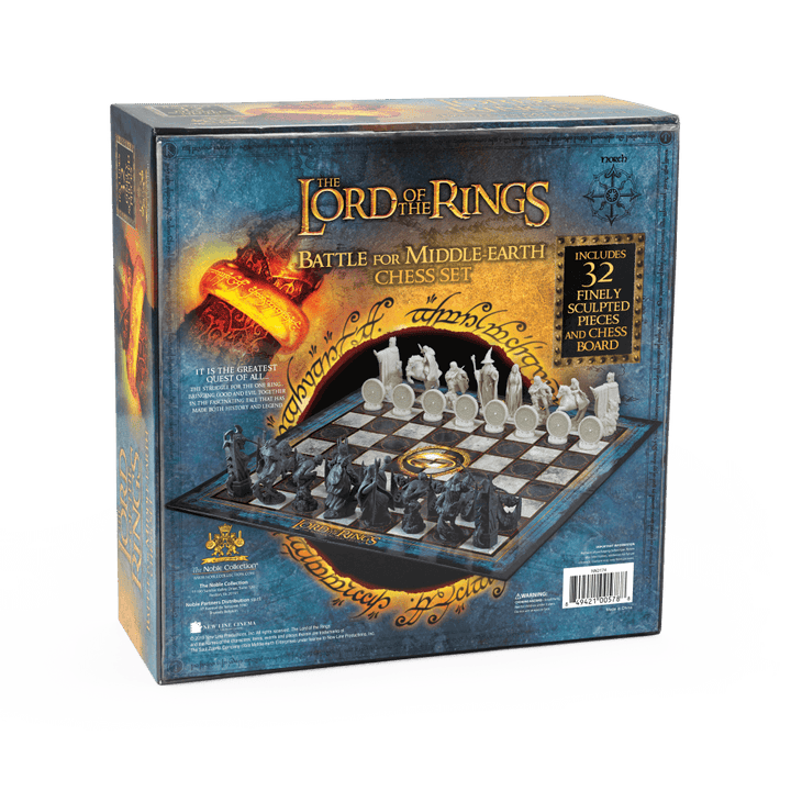 The Lord of the Rings - Battle For Middle Earth Chess Set with 32 pieces and board, perfect for fans and collectors.